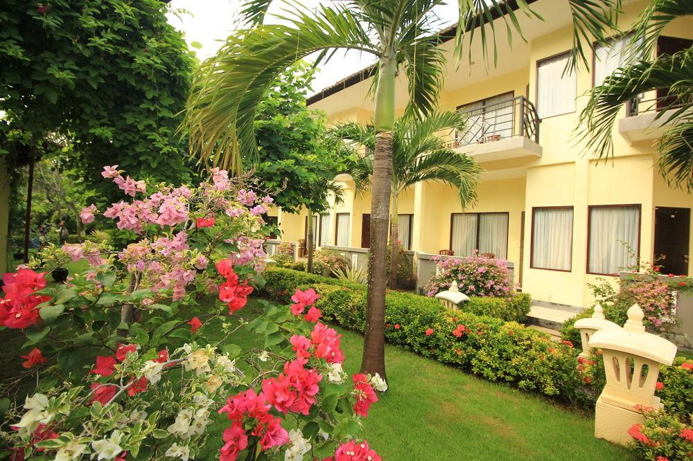 รอสซา การ์เดน โฮเทล วิลลารอสซ่าเดิม Hotel จันดีดาซา ภายนอก รูปภาพ