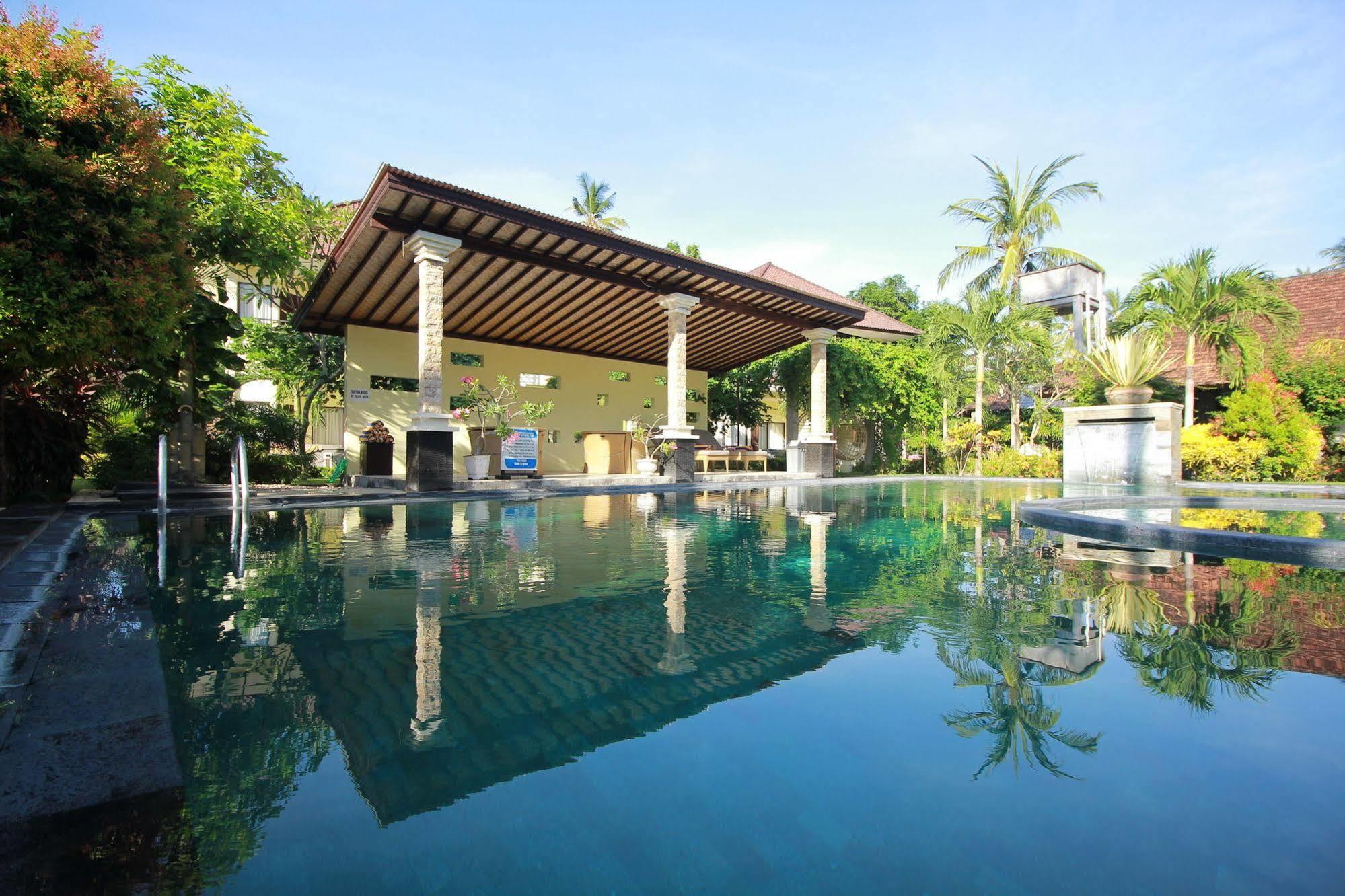 รอสซา การ์เดน โฮเทล วิลลารอสซ่าเดิม Hotel จันดีดาซา ภายนอก รูปภาพ