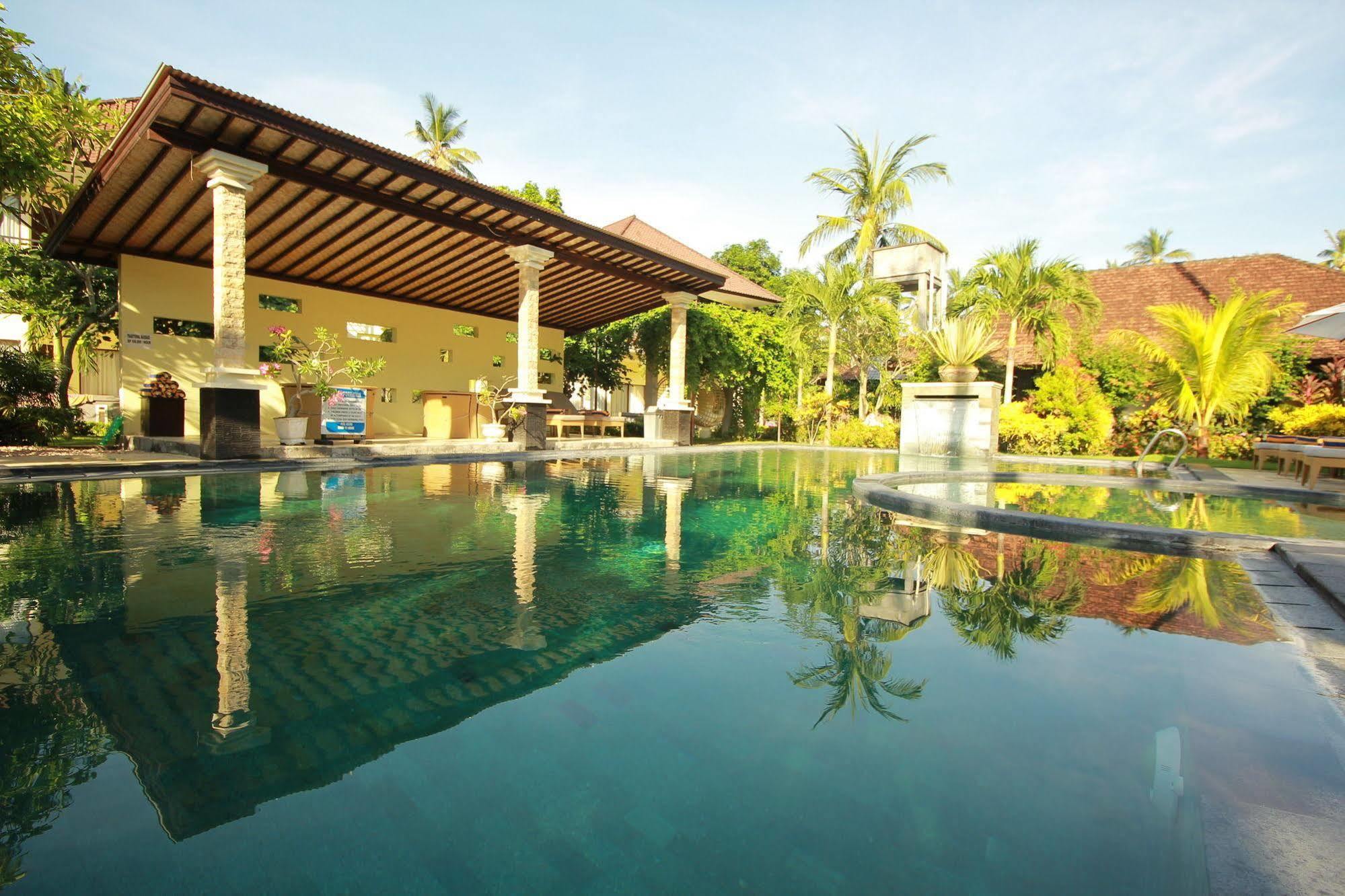 รอสซา การ์เดน โฮเทล วิลลารอสซ่าเดิม Hotel จันดีดาซา ภายนอก รูปภาพ